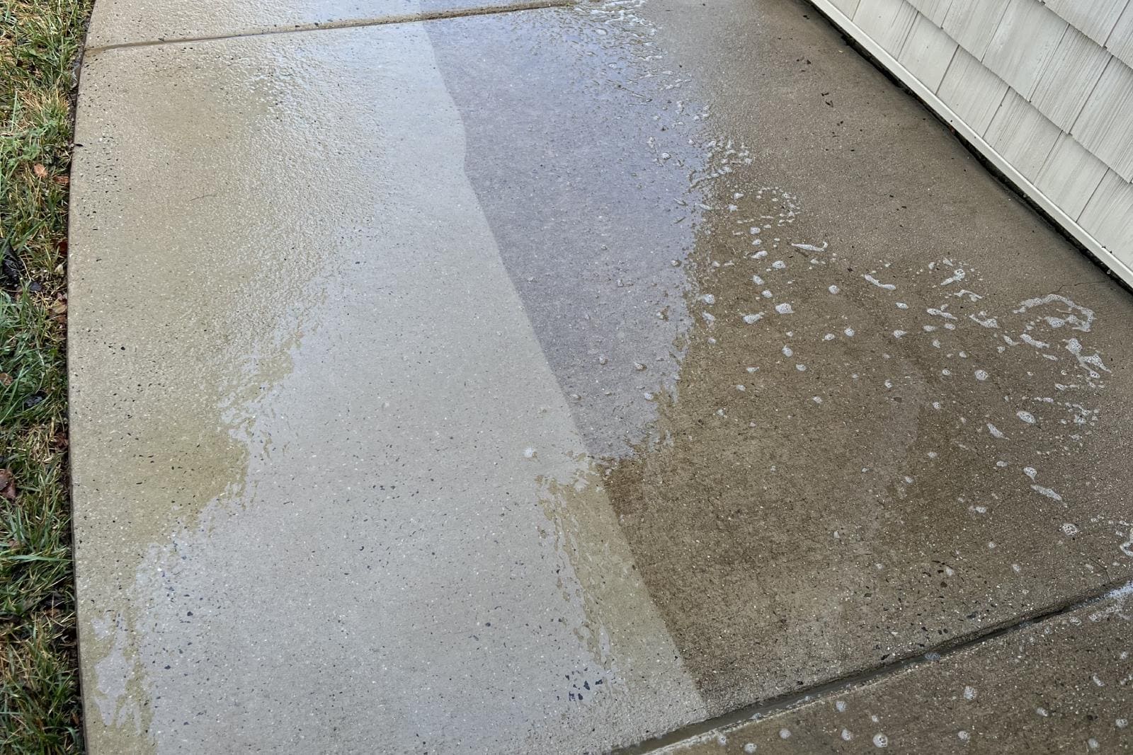 JB Power Clean Pressure Washing – sidewalk before and after cleaning